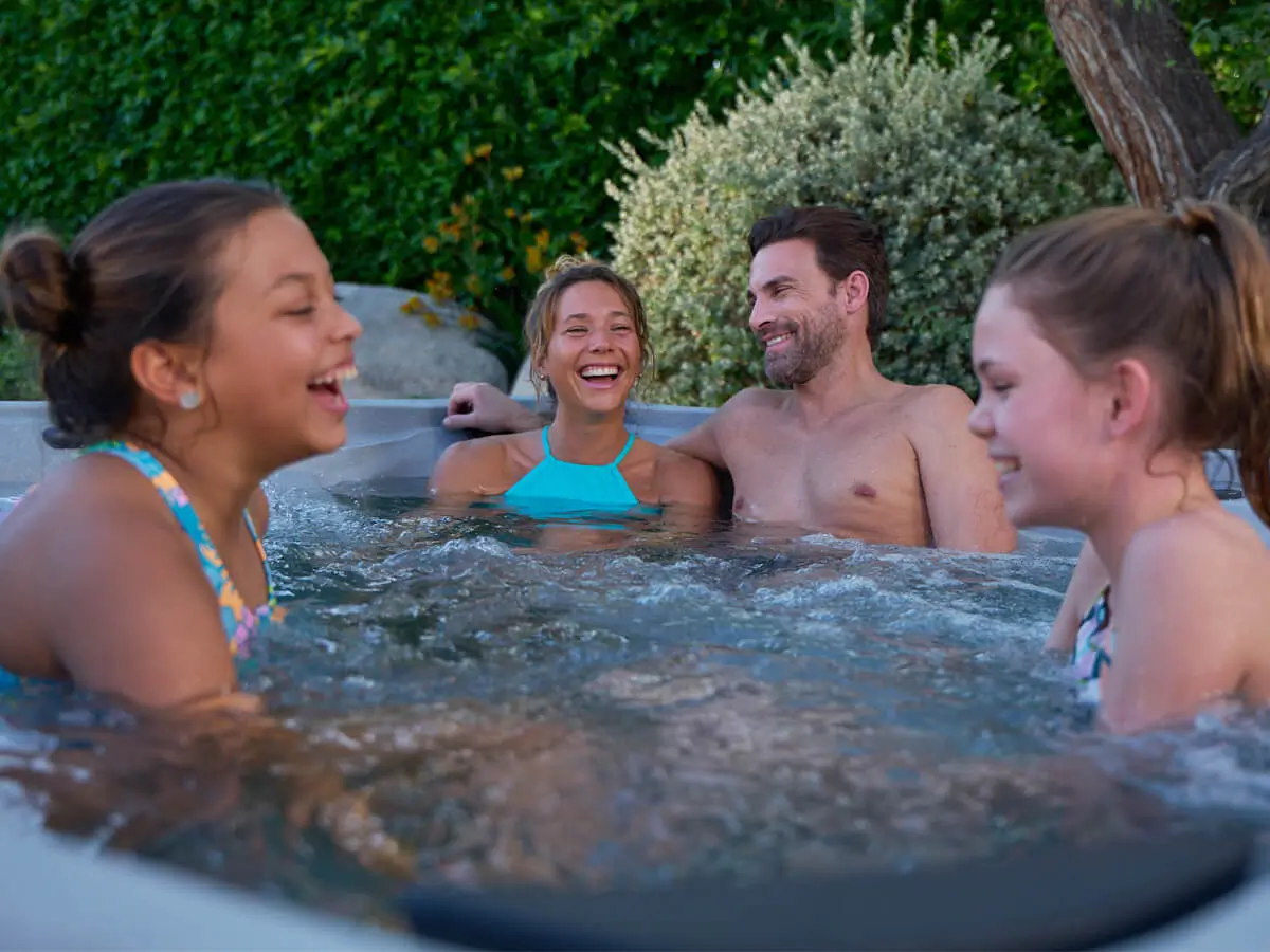 Hot Spring Ffc Excursion Family Time 4x3 1200x900 1